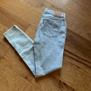 Pinstripe Levi’s